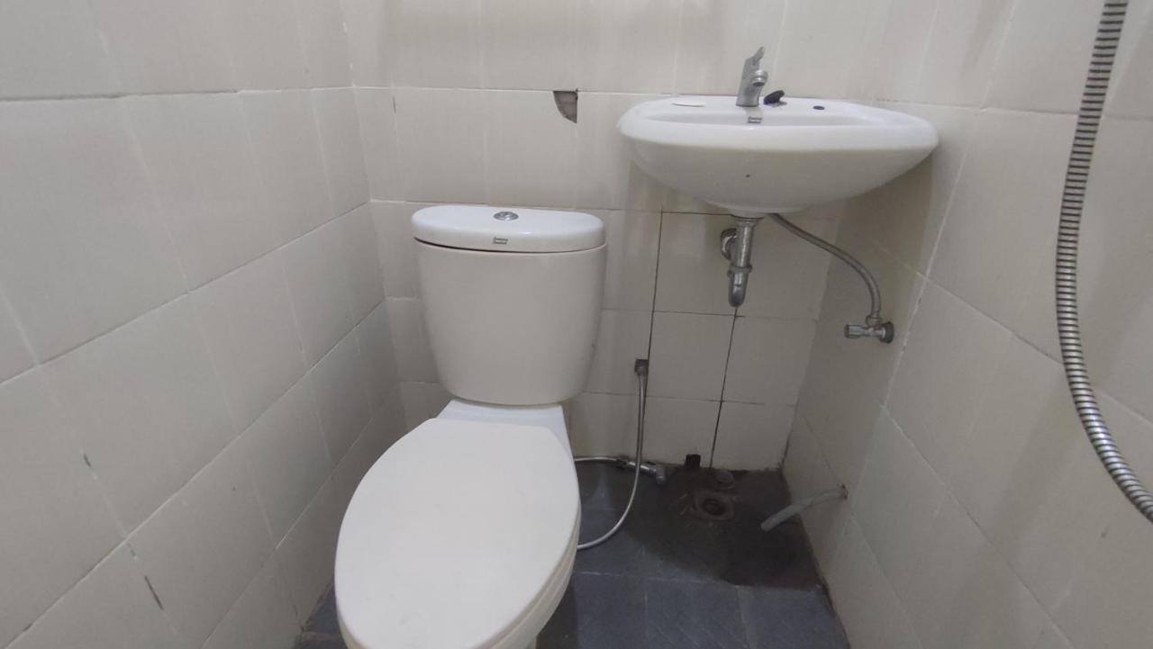 Superstar Residence Tomohon Redpartner מראה חיצוני תמונה